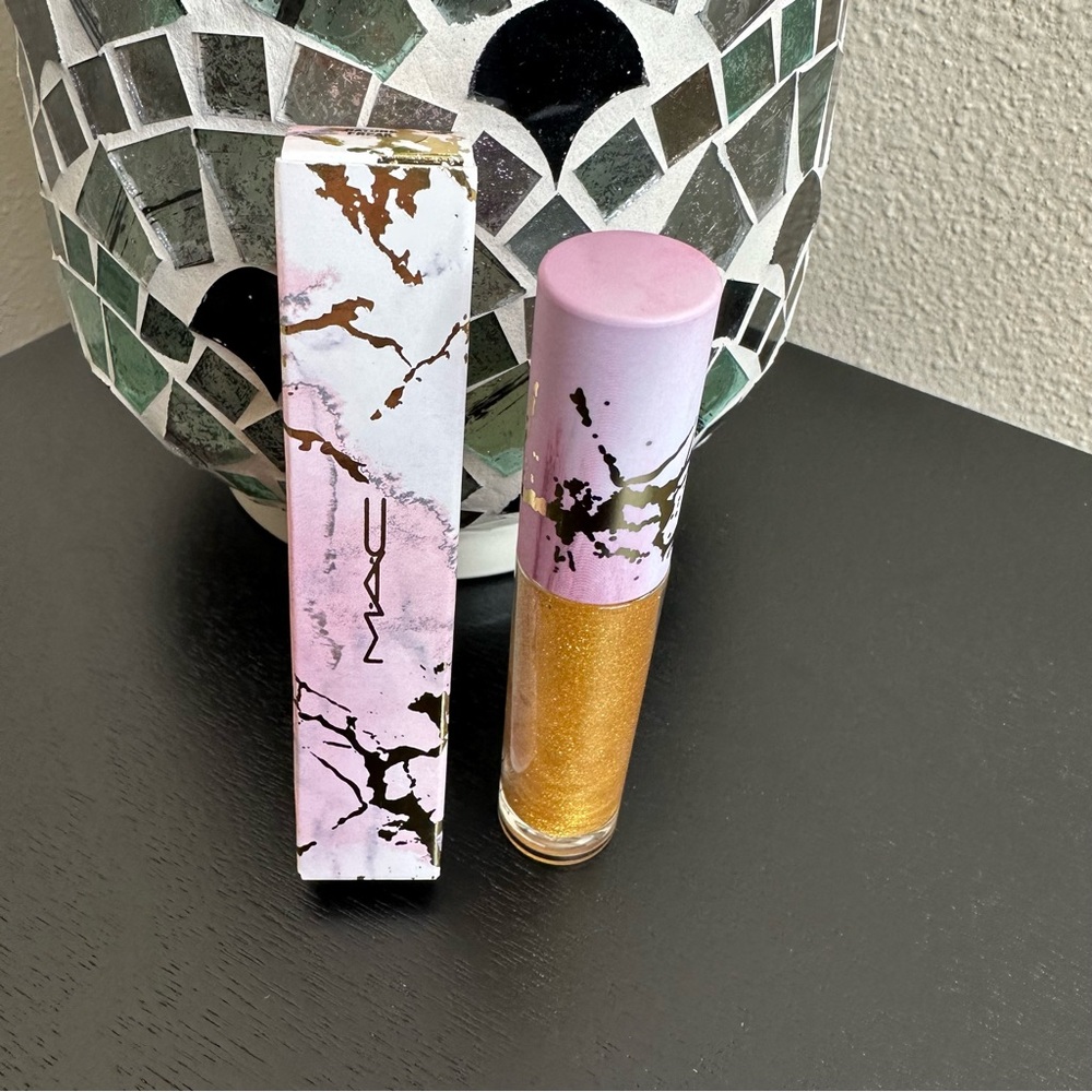 NWOT MAC Nature Freak Electric Wonder Collection Lipglass